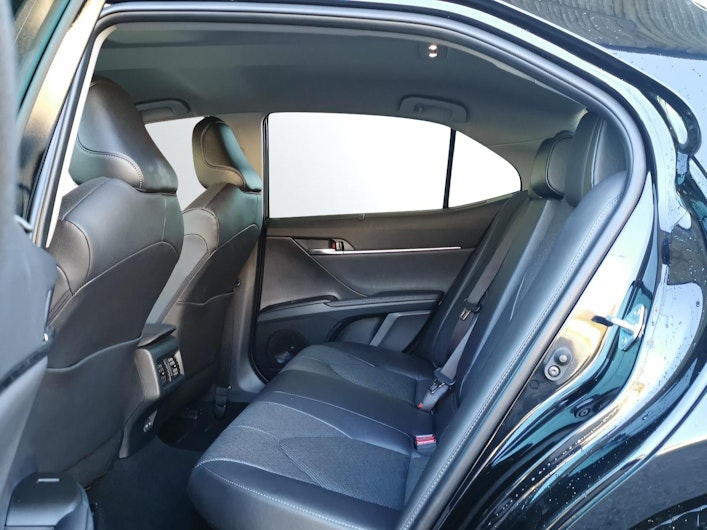 Vehicle image TOYOTA CAMRY