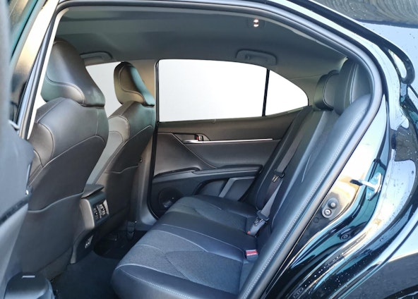 Vehicle image 8 Vehicle image 8