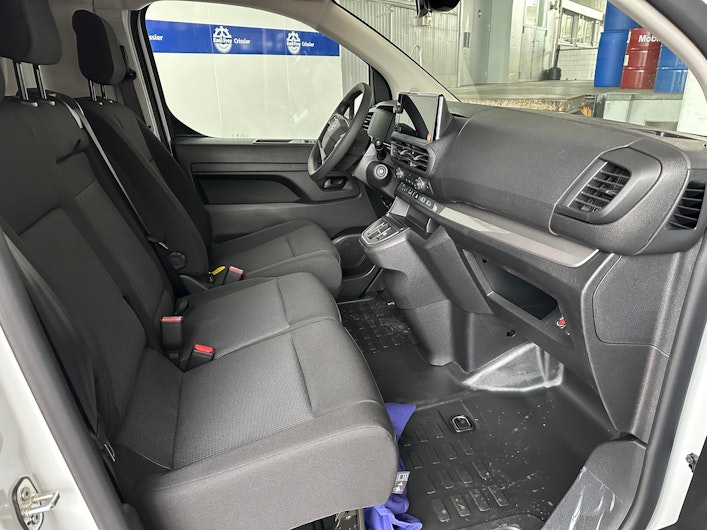 Vehicle image OPEL VIVARO