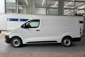 Vehicle image OPEL VIVARO 0 Vehicle image OPEL VIVARO 0