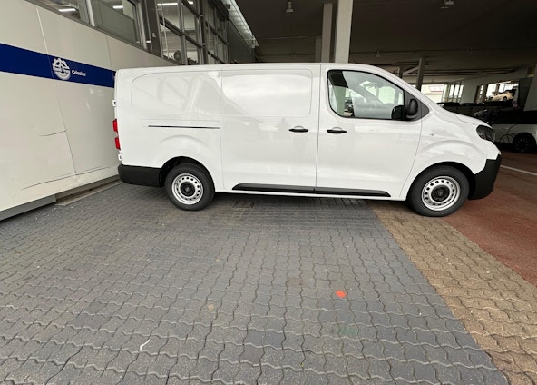 Vehicle image 13 Vehicle image 13