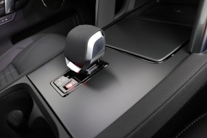 Vehicle image LAND ROVER Discovery Sport 2.0 I4 250 Dynamic HSE