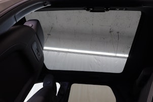 Vehicle image LAND ROVER Discovery Sport 2.0 I4 250 Dynamic HSE