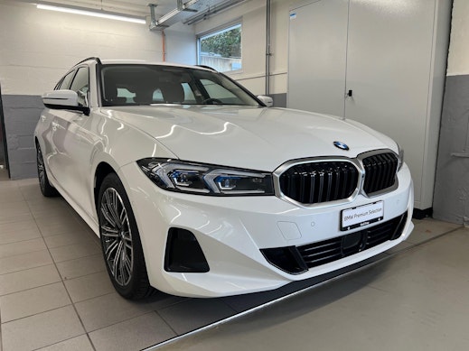 BMW 320d xDrive Touring 0