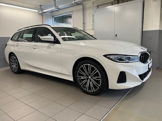 BMW 320d xDrive Touring 1