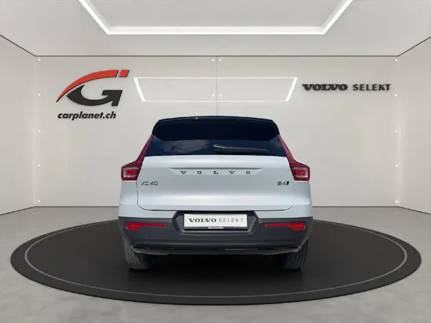 Volvo XC40 2.0 B4 MH R-Design AWD