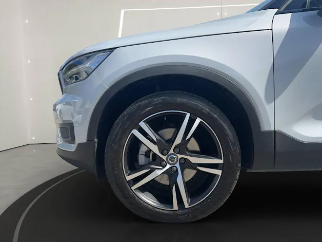 Volvo XC40 2.0 B4 MH R-Design AWD