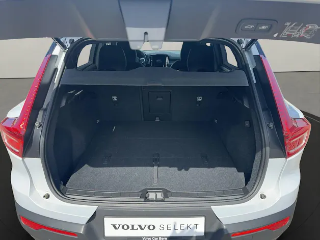 Volvo XC40 2.0 B4 MH R-Design AWD