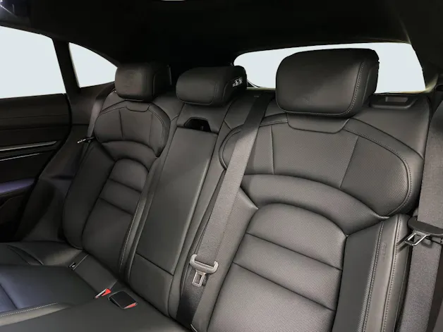 Porsche Taycan Turbo Sport Turismo
