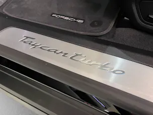 Porsche Taycan Turbo Sport Turismo