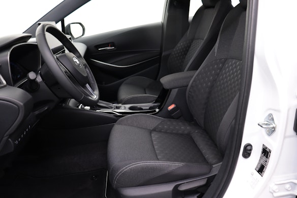 TOYOTA Corolla Touring Sports 1.8 HSD Comfort 2