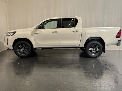 TOYOTA Hilux Double Cab.-Pick-up 2.8 D-4D 204 Style 3
