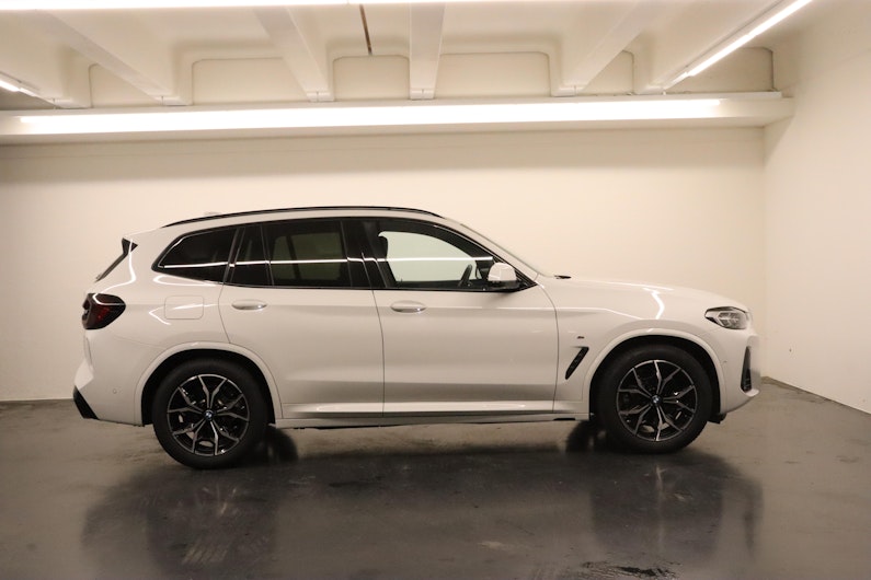 Vehicle image BMW X3