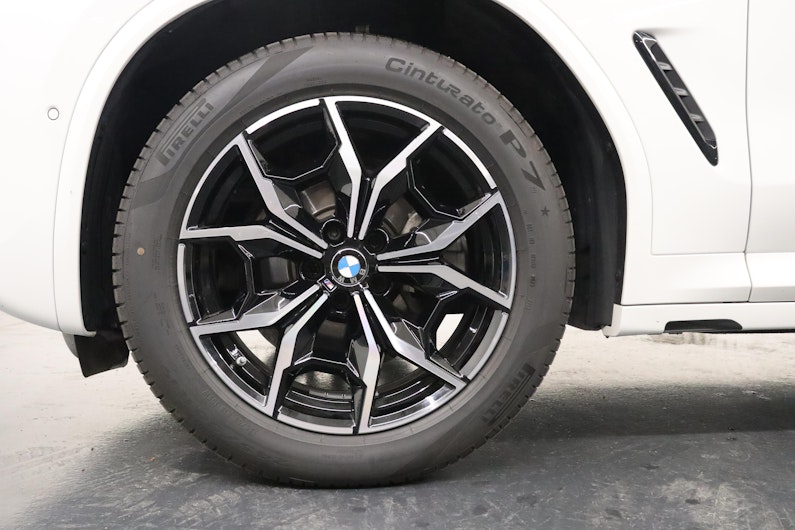 Vehicle image BMW X3