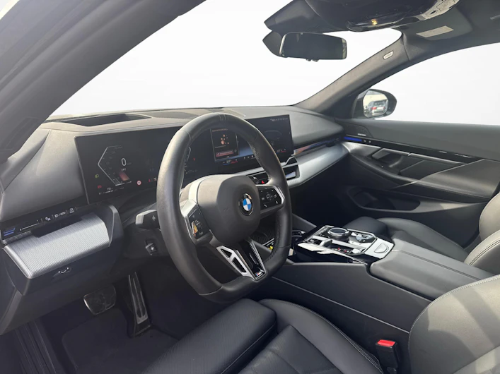 immagine del veicolo BMW 5 SERIES