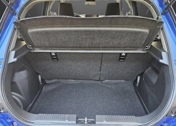 immagine del veicolo 5 immagine del veicolo 5