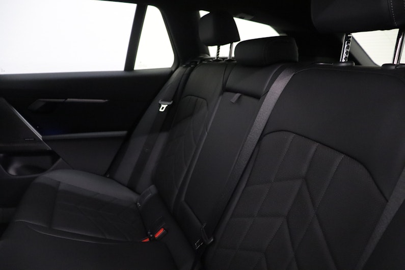 Vehicle image BMW 5 SERIES