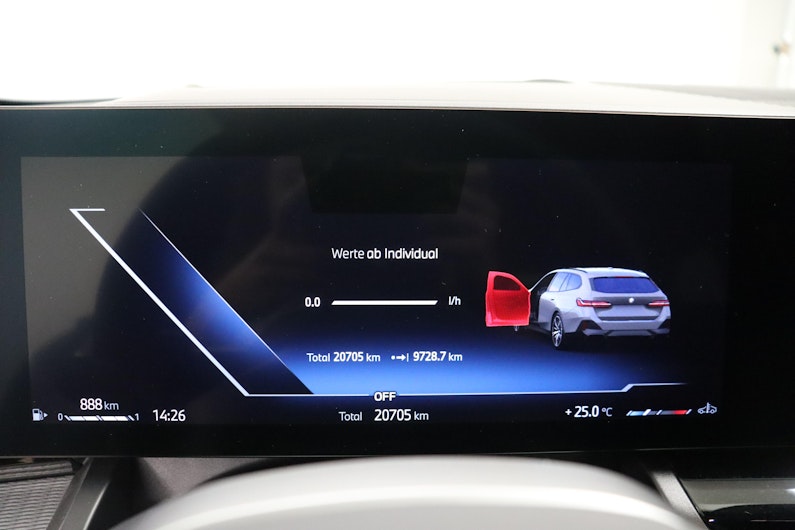 Vehicle image BMW 5 SERIES