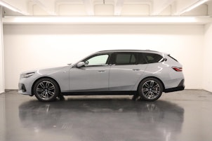 Vehicle image BMW 520d xDrive Touring