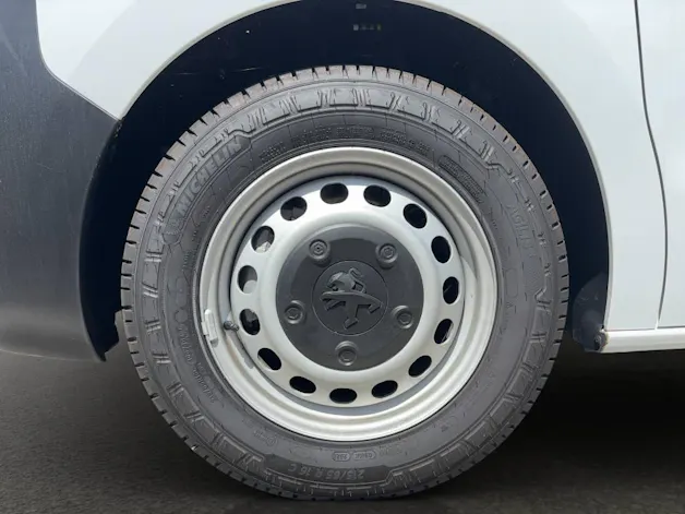 Peugeot e-Expert Kaw. Standard 50 kWh