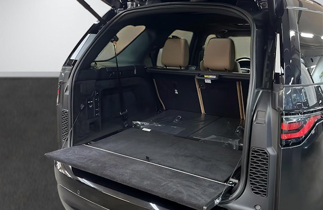 Vehicle image 14 Vehicle image 14