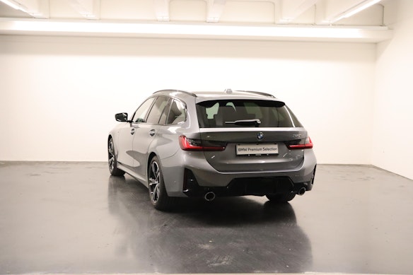 BMW 330d xDrive SAG Touring 2