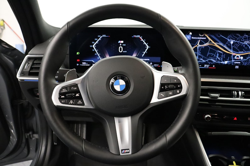 Vehicle image BMW 3 SERIES