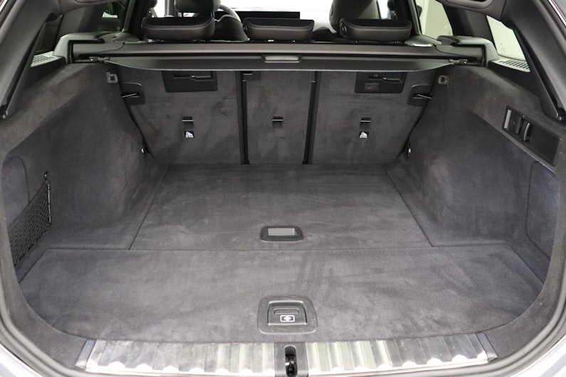 Vehicle image BMW 3 SERIES