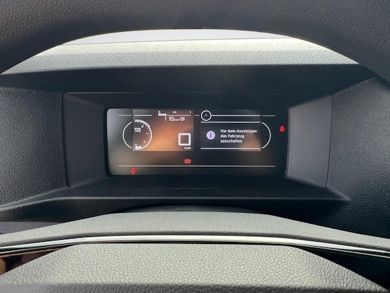 Vehicle image 10 Vehicle image 10