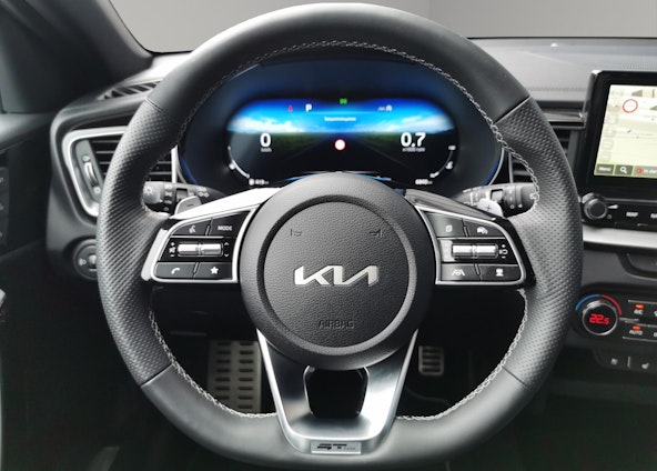 Vehicle image 4 Vehicle image 4