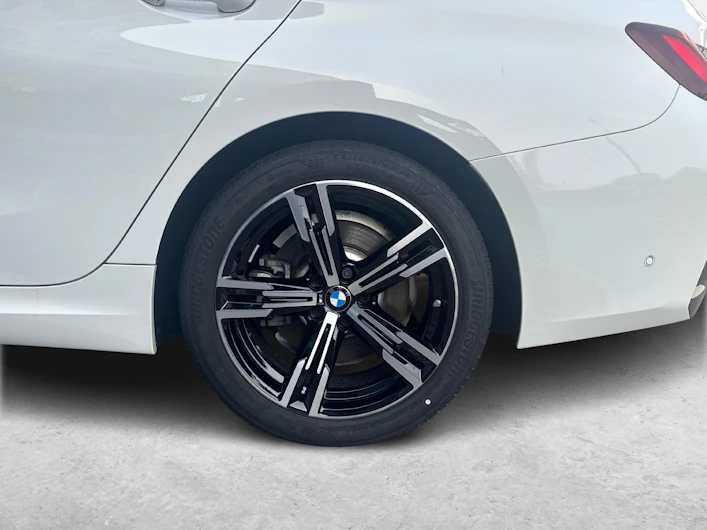 immagine del veicolo BMW 3 SERIES