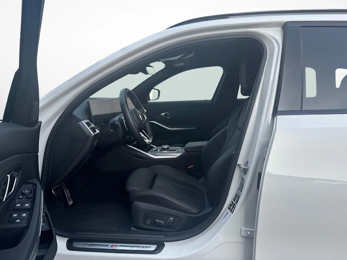 immagine del veicolo BMW 3 SERIES