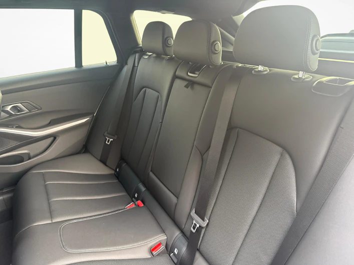 immagine del veicolo BMW 3 SERIES