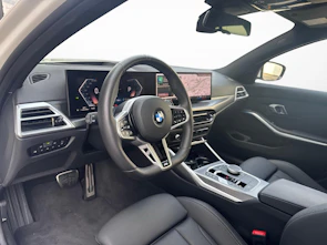 Fahrzeugbild BMW 330d xDrive SAG Touring