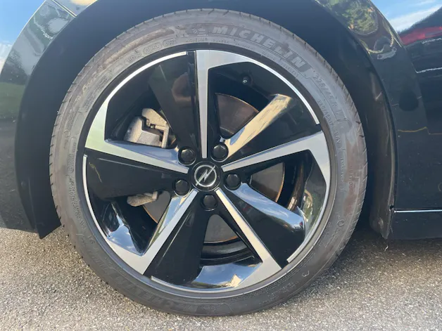 Opel Astra Sports Tourer 1.6 T PHEV 180 Swiss