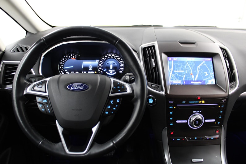 Vehicle image FORD S-MAX