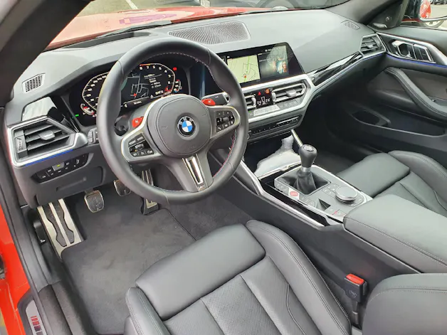 BMW M4 Coupé ** HANDSCHALTUNG **