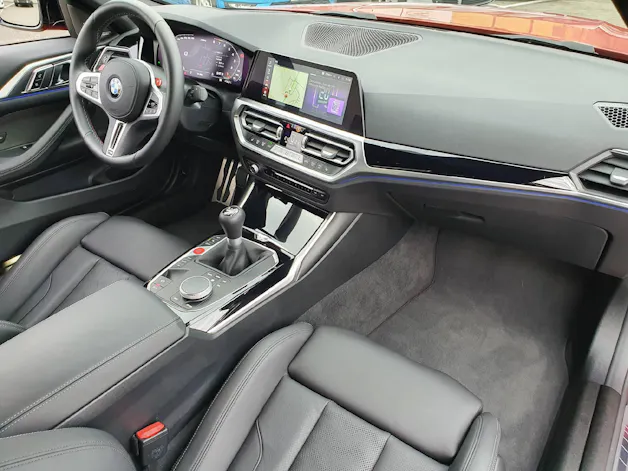 BMW M4 Coupé ** HANDSCHALTUNG **