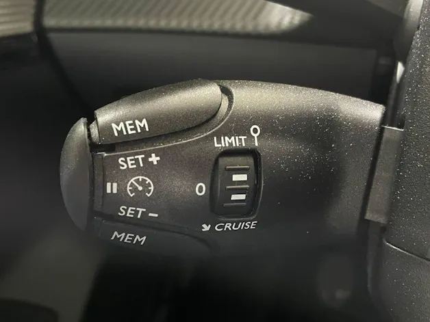 Peugeot 208 1.2 PureTech 100 Active