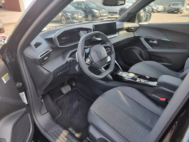 Peugeot 2008 1.2 PureTech 130 Allure Pack