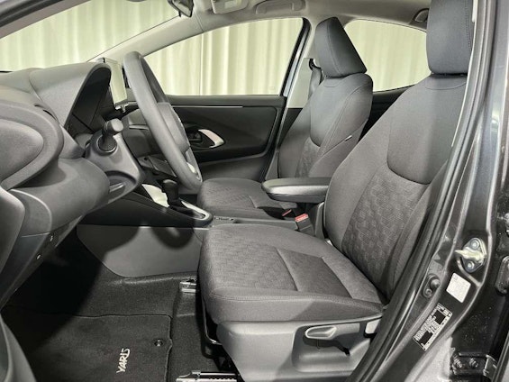 Vehicle image 5 Vehicle image 5