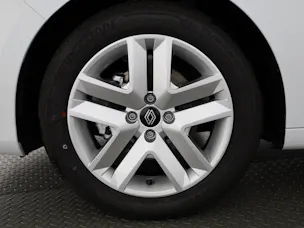 Renault Clio 1.6 E-Tech evolution