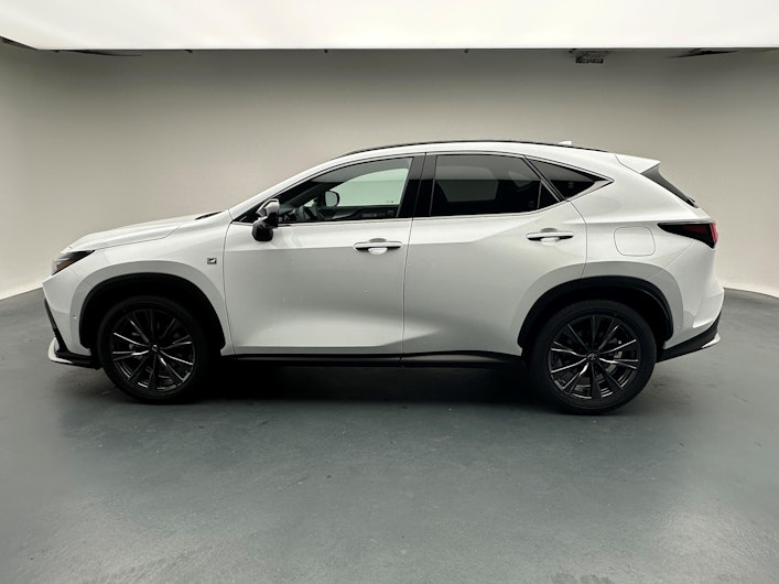 Vehicle image LEXUS NX
