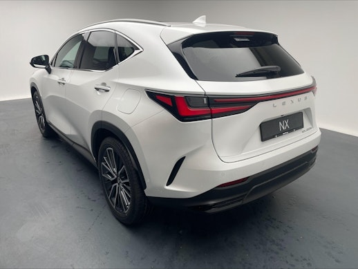 LEXUS NX 450h+ Excellence 3