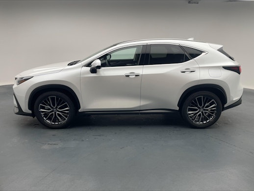 LEXUS NX 450h+ Excellence 2