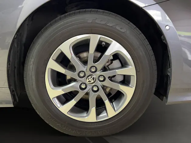 Toyota Prius 1.8 VVTi HSD Plug-In Premium