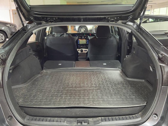 Vehicle image 14 Vehicle image 14