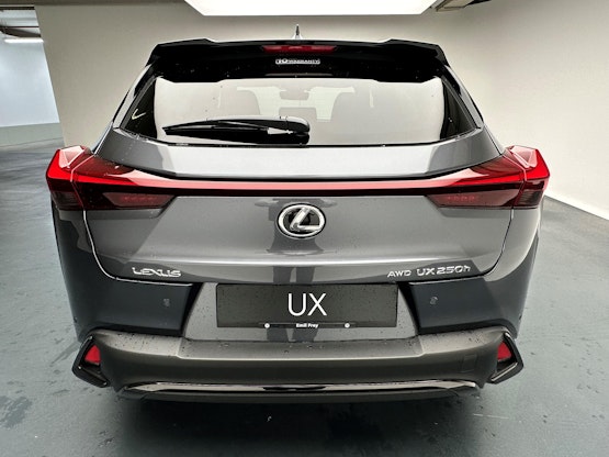 Vehicle image 3 Vehicle image 3