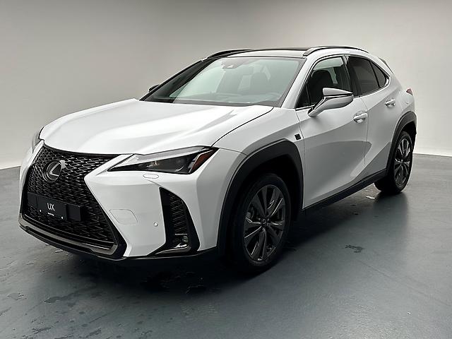 LEXUS UX 250h F-Line: Jetzt Probefahrt buchen!