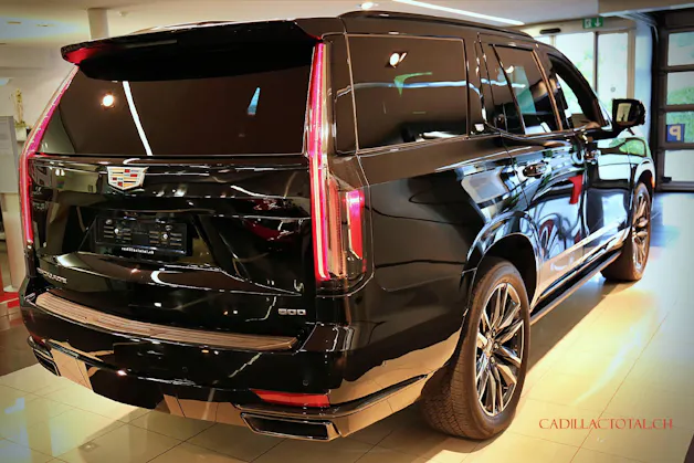 Cadillac Escalade Sport Platinum 6.2 V8 AWD